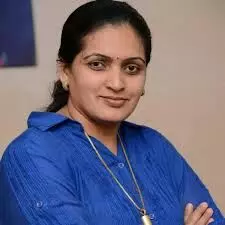 रुपाली ठोंबरे पाटिल को राष्ट्रवादी का बड़ा झटका, प्रवक्ता पद से हटाया गया रुपाली ठोंबरे पाटिल को राष्ट्रवादी का बड़ा झटका, प्रवक्ता पद से हटाया गया