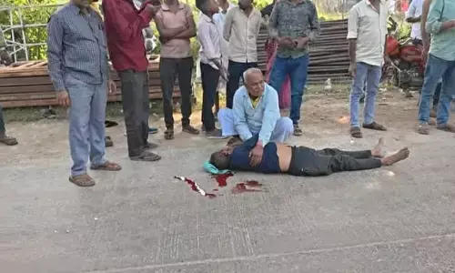 सड़क पार कर रहे युवक की बस की टक्कर से हुई मौत, जनपद अजयगढ कार्यालय के समीप घटित हुई दुखद घटना