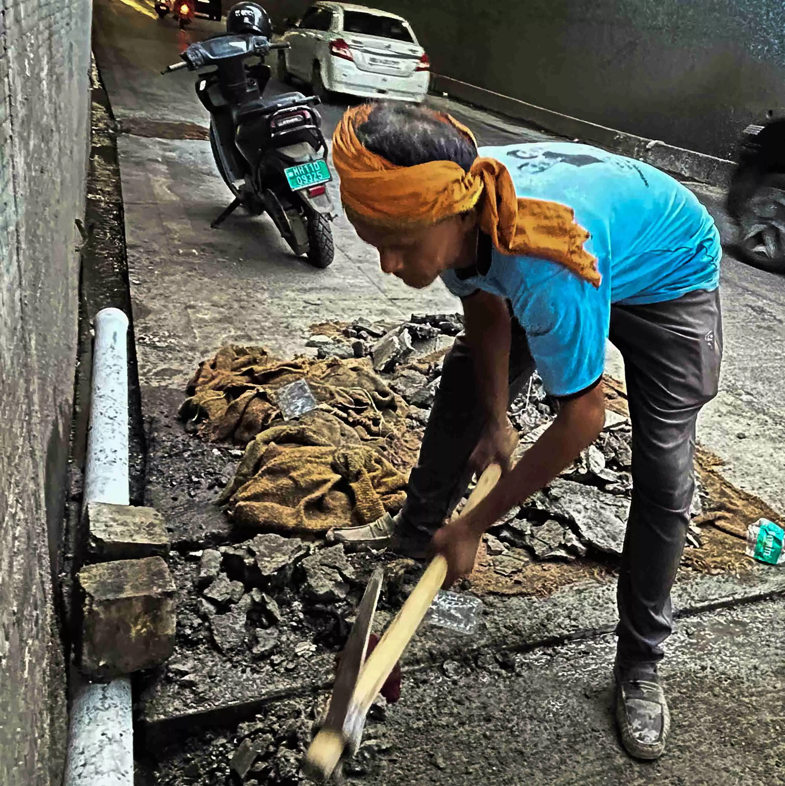 स्वारगेट भूमिगत मार्ग की मरम्मत शुरू