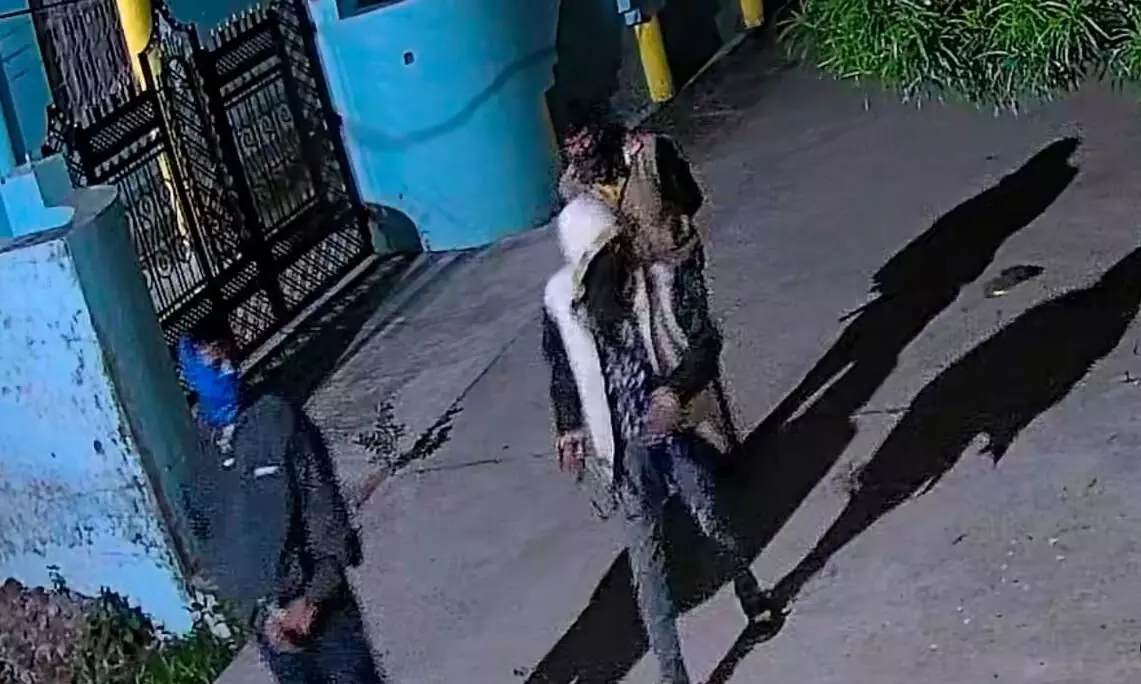 वारदात के इरादे से बाउंड्री कूदकर घर में घुसे 5 नकाबपोश