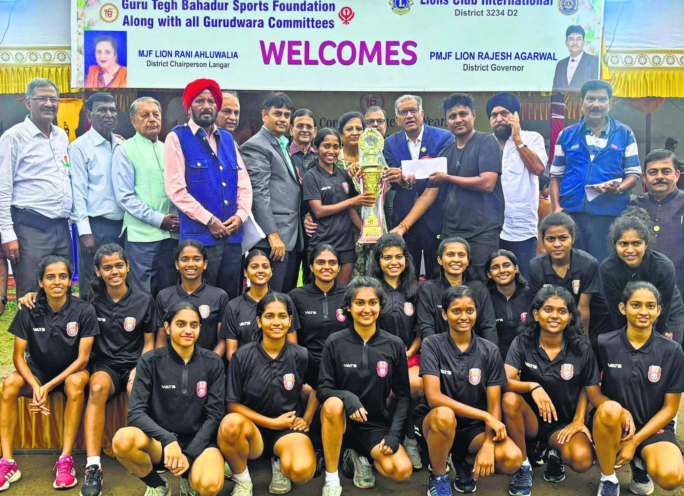 महिला वर्ग में क्रीड़ा प्रबोधिनी ए टीम बनी  विजेता