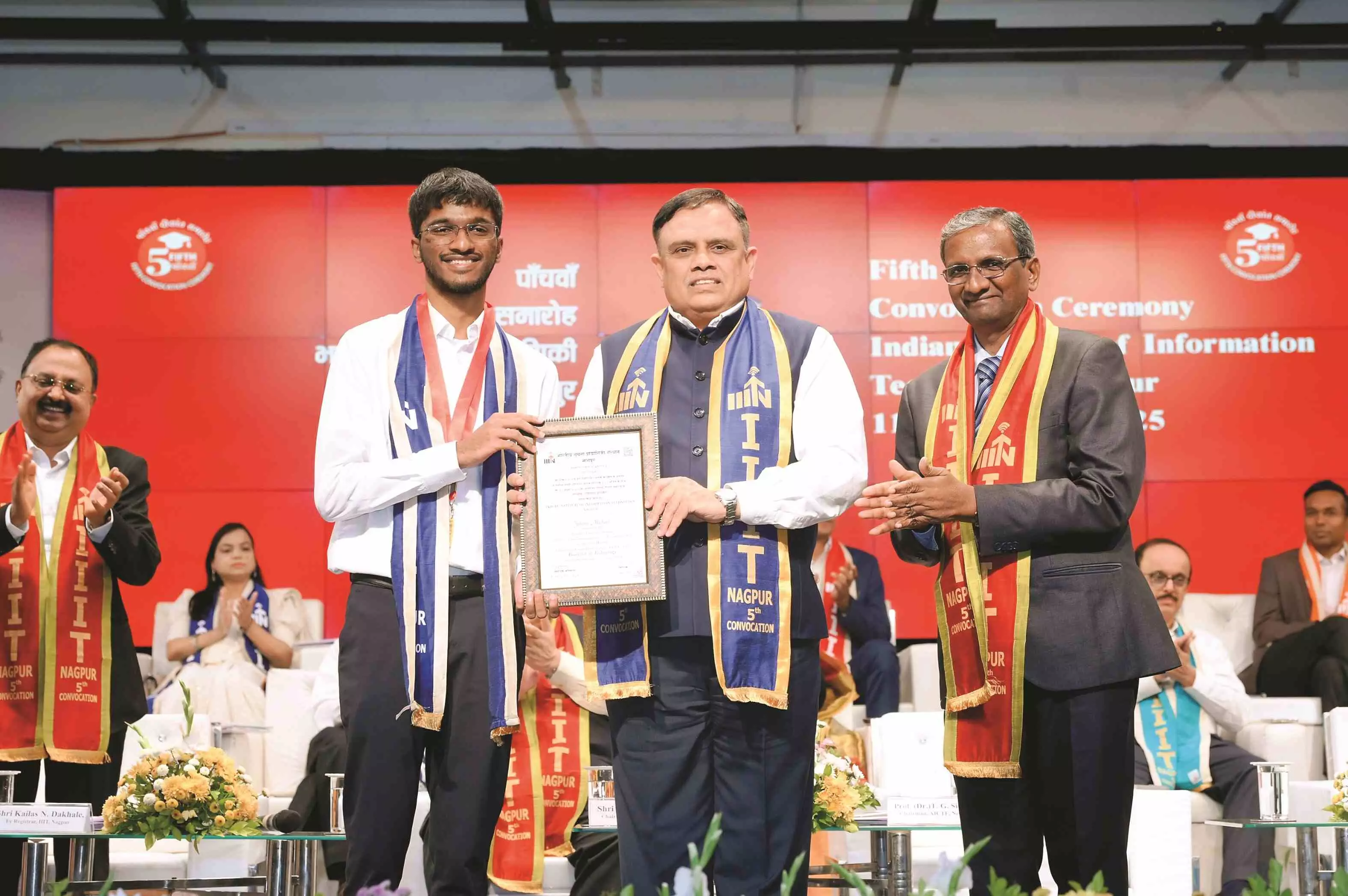 एल्गोरिद्म नहीं, मानवीय मूल्य तय करेंगे एआई की दिशा