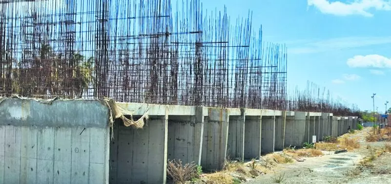 करोड़ों की निधि मंजूर होने बावजूद इंदापुर की दुर्दशा करोड़ों की निधि मंजूर होने बावजूद इंदापुर की दुर्दशा