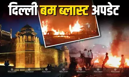 दिल्ली धमाके का नया CCTV फुटेज आया सामने, ट्रैफिक लाइट के पास हुआ धमाका, देखें दिल दहलाने वाला Video