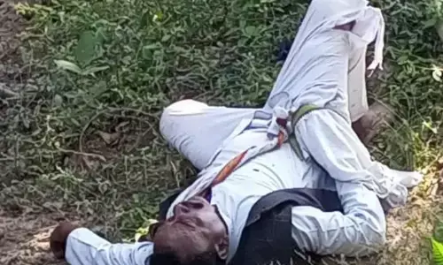 संदिग्ध परिस्थिति में वृद्ध की मौत, गले में तौलिया बंधी मिली लाश