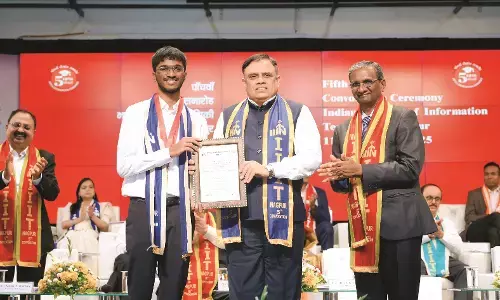 एल्गोरिद्म नहीं, मानवीय मूल्य तय करेंगे एआई की दिशा