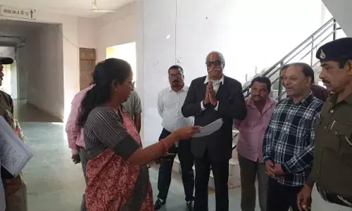 जुगल किशोर लोक निर्माण के संबंध में सौंपा ज्ञापन