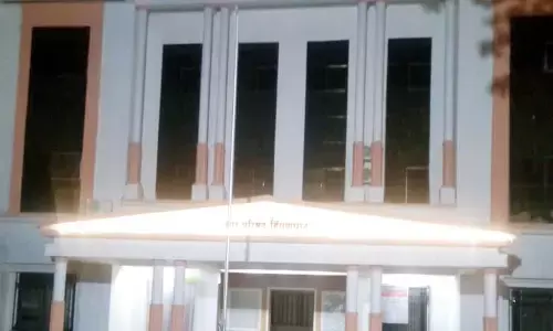 16 साल से 12 लाख नहीं मिले, कुर्क होते-होते बचा हिंगणघाट नप कार्यालय 16 साल से 12 लाख नहीं मिले, कुर्क होते-होते बचा हिंगणघाट नप कार्यालय