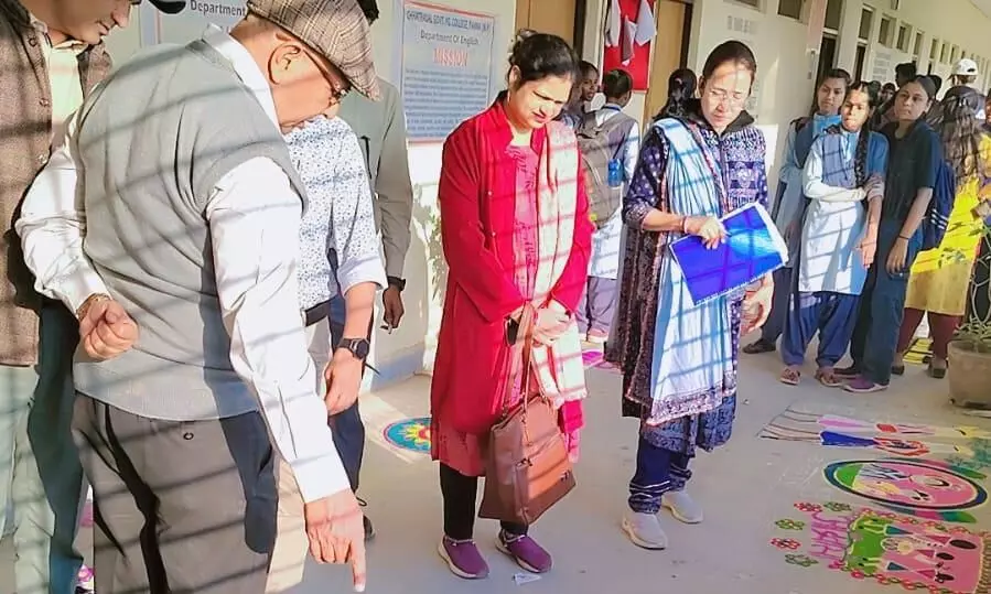 गौरव दिवस पर महाविद्यालय में आयोजित हुईं विभिन्न प्रतियोगितायें