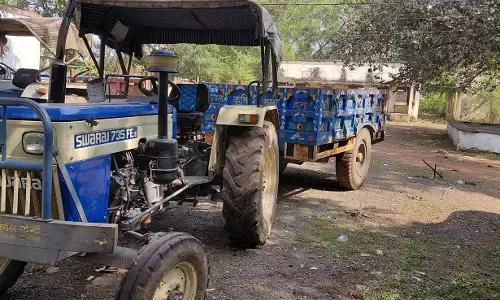 फर्जी कागजजात से ट्रैक्टर गिरवी रख दो लाख से अधिक की धोखाधड़ी फर्जी कागजजात से ट्रैक्टर गिरवी रख दो लाख से अधिक की धोखाधड़ी