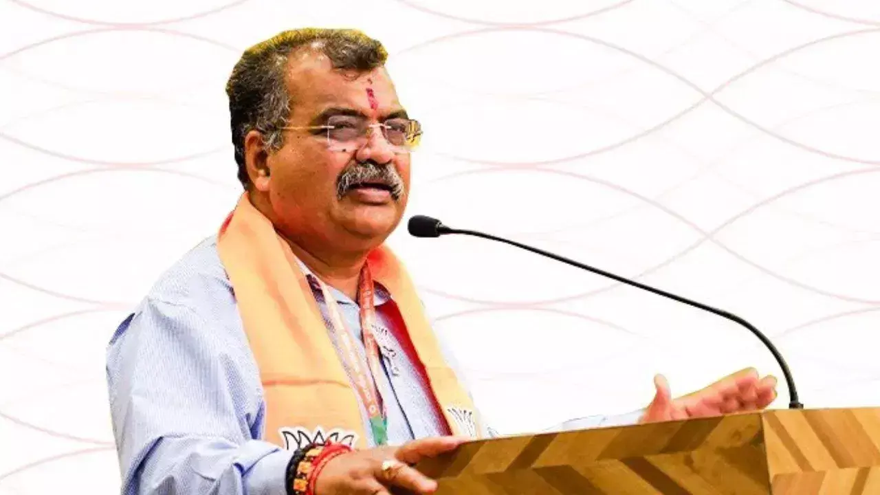 चव्हाण ने कहा - मुंबई मनपा के महापौर पद पर अभी कुछ नहीं कह सकते, बिहार के बाद अब मुंबई मनपा पर भाजपा की नजर