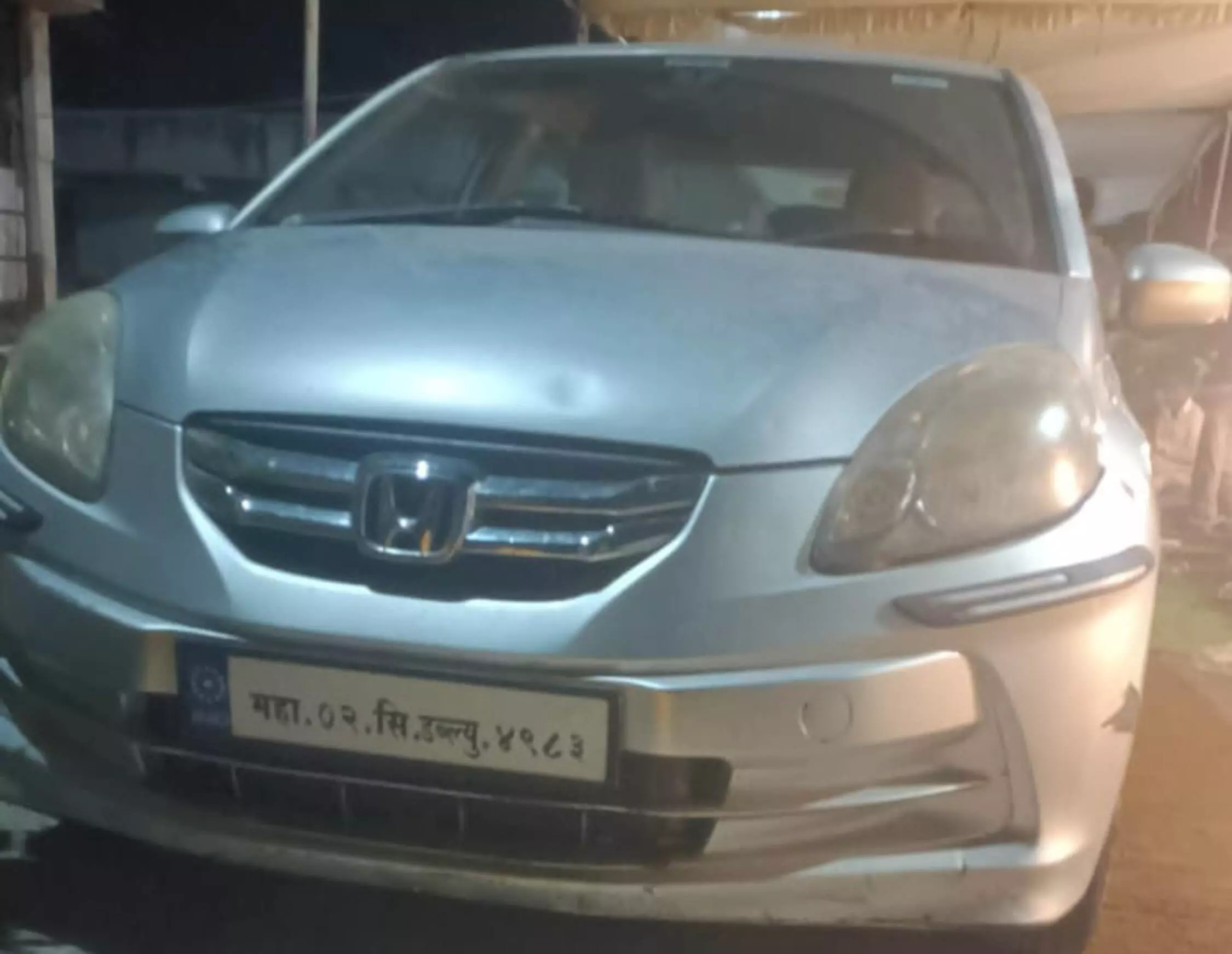 कार में बैठे-बैठे मौत की नींद सो गया युवक कार में बैठे-बैठे मौत की नींद सो गया युवक