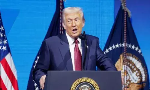 राष्ट्रपति डोनाल्ड ट्रंप को कोर्ट से लगी कड़ी फटकार, यूसी की संघीय फंडिंग को नहीं रोक सकता ट्रंप प्रशासन, और जुर्माना भी नहीं लगा सकता राष्ट्रपति डोनाल्ड ट्रंप को कोर्ट से लगी कड़ी फटकार, यूसी की संघीय फंडिंग को नहीं रोक सकता ट्रंप प्रशासन, और जुर्माना भी नहीं लगा सकता