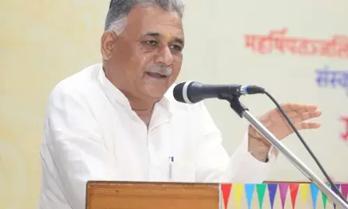 BJP मंत्री ने दिया विवादित बयान, राजा राम मोहन राय को बताया अंग्रेजों का दलाल BJP मंत्री ने दिया विवादित बयान, राजा राम मोहन राय को बताया अंग्रेजों का दलाल