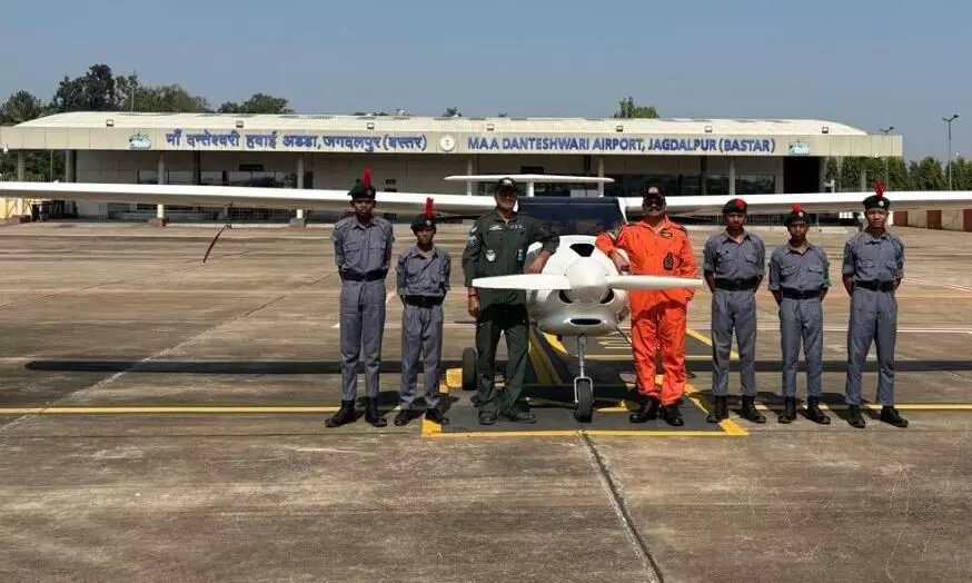 आसमान की ऊँचाइयों में कैरियर बनाने का सपना अब हो रहा है साकार आसमान की ऊँचाइयों में कैरियर बनाने का सपना अब हो रहा है साकार