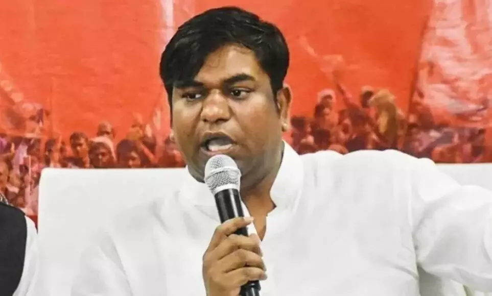 10 हजार में सरकार..., बिहार चुनाव में VIP की हार को लेकर मुकेश सहनी ने NDA पर लगाया ये गंभीर आरोप 10 हजार में सरकार..., बिहार चुनाव में VIP की हार को लेकर मुकेश सहनी ने NDA पर लगाया ये गंभीर आरोप