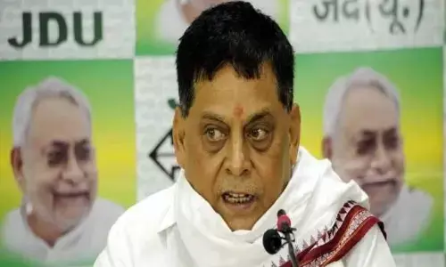 उन्हें राजनीति का धृतराष्ट्र नहीं बनना चाहिए, लालू यादव को लेकर JDU ने क्यों दिया ऐसा बयान? जानें उन्हें राजनीति का धृतराष्ट्र नहीं बनना चाहिए, लालू यादव को लेकर JDU ने क्यों दिया ऐसा बयान? जानें