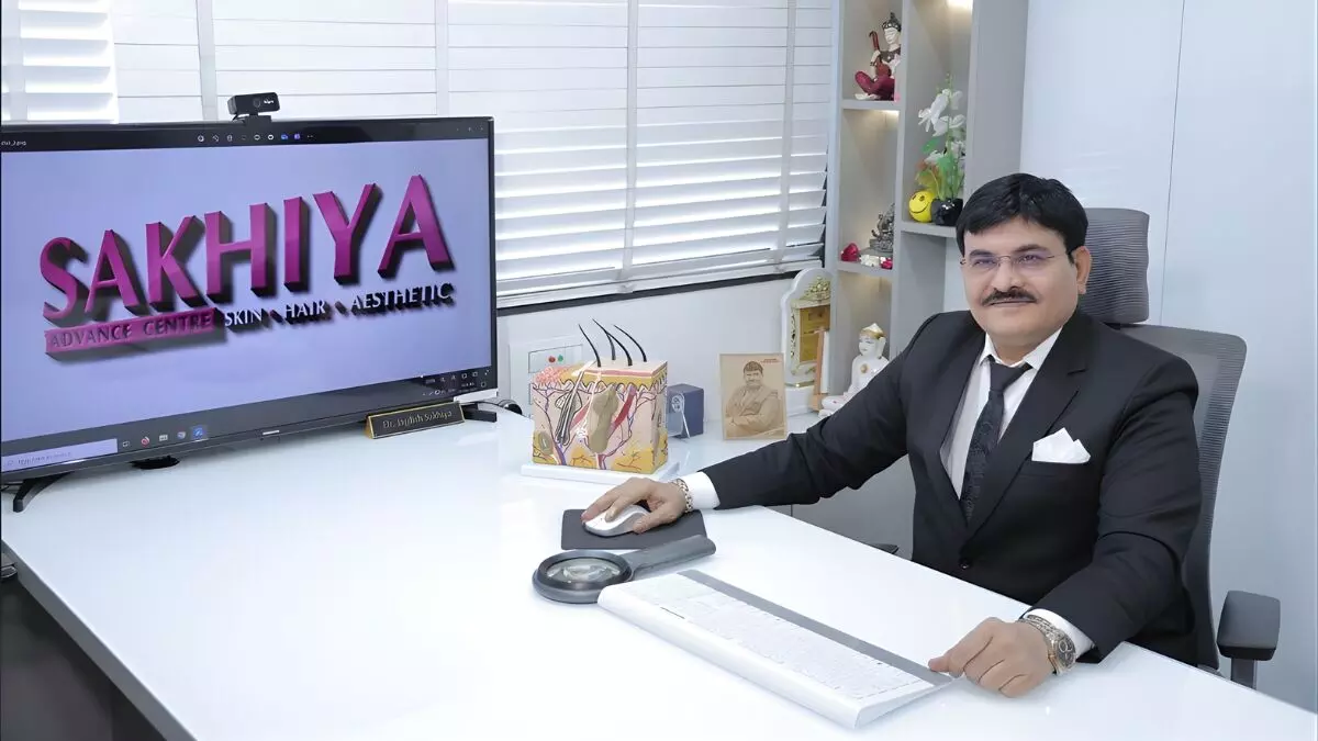 लेजर टेक से गंभीर त्वचा रोगों का इलाज; छोटे गांव से 37 क्लीनिकों की यात्रा लेजर टेक से गंभीर त्वचा रोगों का इलाज; छोटे गांव से 37 क्लीनिकों की यात्रा