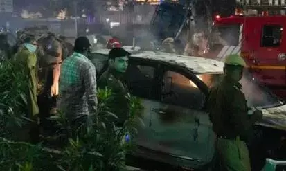 लाल किला के पास हुए कार बम धमाके के मामले में पाकिस्तान के साथ अब सामने आया बांग्लादेश कनेक्शन लाल किला के पास हुए कार बम धमाके के मामले में पाकिस्तान के साथ अब सामने आया बांग्लादेश कनेक्शन