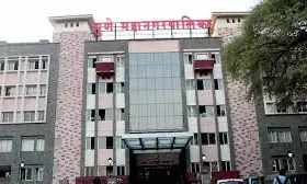 ज्यादा पार्किंग शुल्क वसूलने वालों पर जल्द कसेगा शिकंजा ज्यादा पार्किंग शुल्क वसूलने वालों पर जल्द कसेगा शिकंजा