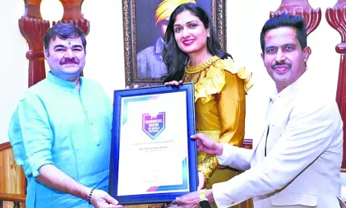 रंगकर्मी - अभिनेता प्रशांत दामले का नाम विनर्स बुक ऑफ वर्ल्ड रिकॉर्ड्स में दर्ज रंगकर्मी - अभिनेता प्रशांत दामले का नाम विनर्स बुक ऑफ वर्ल्ड रिकॉर्ड्स में दर्ज