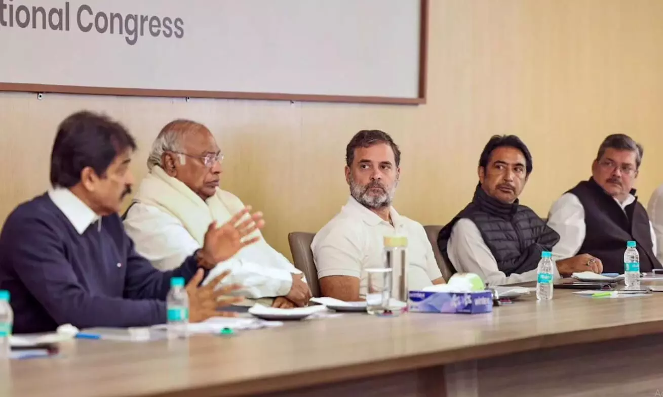 कांग्रेस की हुई अहम बैठक, देशभर में चल रही SIR की कवायद में किया मंथन, दिल्ली में आयोजित की जाएगी रैली कांग्रेस की हुई अहम बैठक, देशभर में चल रही SIR की कवायद में किया मंथन, दिल्ली में आयोजित की जाएगी रैली