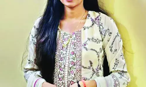 आईटी पार्क में तेज रफ्तार डंपर ने फिर ली एक जान आईटी पार्क में तेज रफ्तार डंपर ने फिर ली एक जान