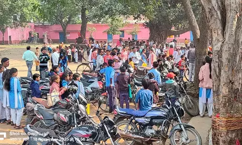 कुप्रबंधन के कारण आधा घंटे देरी से शुरू हुई ओलंपियाड की परीक्षाएं, ज्यादातर प्राथमिक माध्यमिक स्कूलों के शिक्षक रहे नदारद