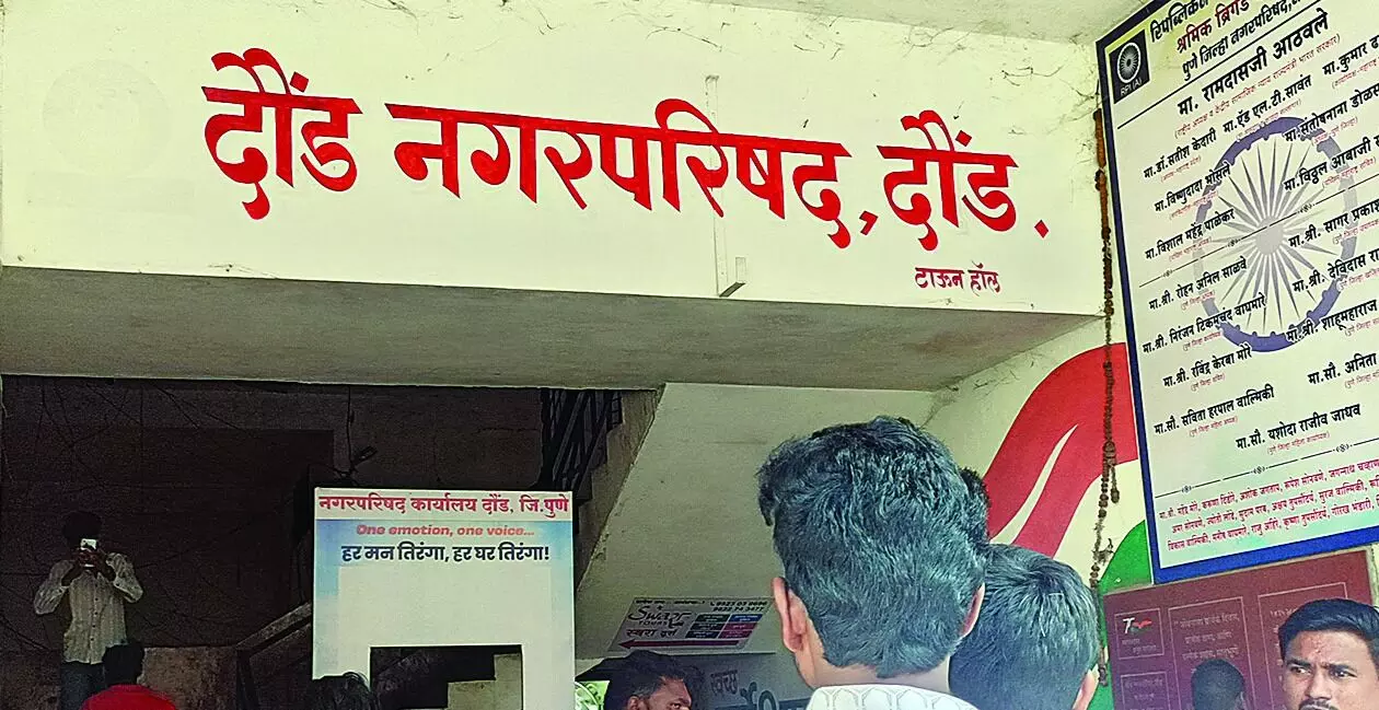 दौड नगरपालिका चुनाव में महायुति में दरार