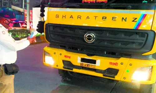 भारी वाहनों की मनमानी से हिंजवड़ीकरों की जान सांसत में!