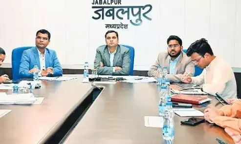 एसआईआर-पार्टी कार्यकर्ताओं के भरोसे चल रहा काम, बीएलओ नहीं ढूंढ पा रहे मतदाताओं के नाम