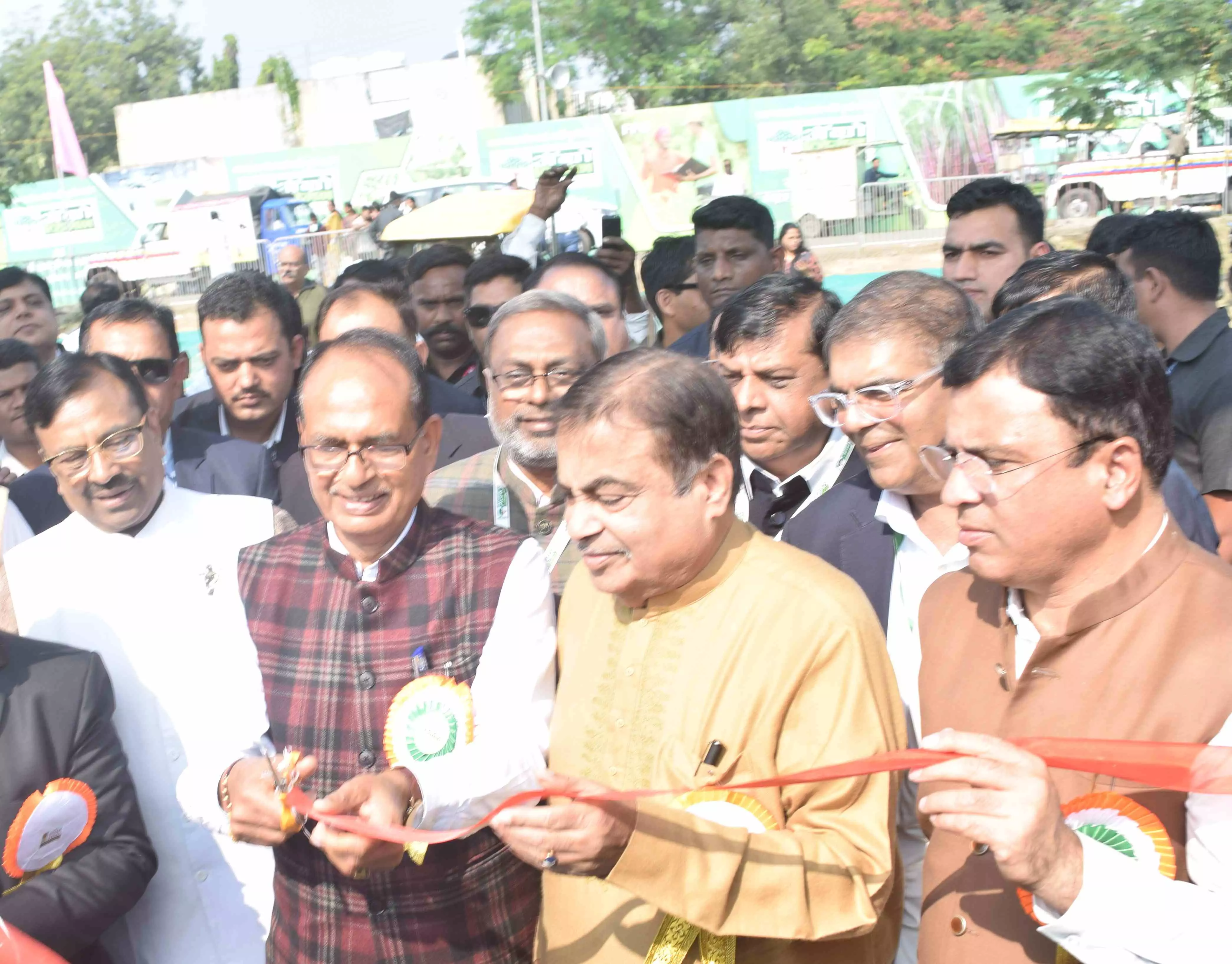 संतरा उत्पादन बढ़ाने शुरू होगा क्लीन प्लांट सेंटर, एमएसपी पर खरीदी भी सुनिश्चित होगी - उसी पर शोध होगा जिसकी किसानों को जरूरत संतरा उत्पादन बढ़ाने शुरू होगा क्लीन प्लांट सेंटर, एमएसपी पर खरीदी भी सुनिश्चित होगी - उसी पर शोध होगा जिसकी किसानों को जरूरत