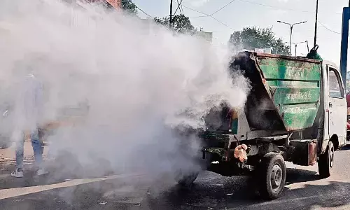 शहर में फेफड़ों को छलनी कर रही जहरीली हवा शहर में फेफड़ों को छलनी कर रही जहरीली हवा