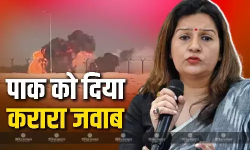 जिसके पास दिखाने के लिए सिर्फ मेड इन चाइना के... तेजस क्रैश में पाकिस्तानी ट्रोलर्स को उद्धव गुट सांसद ने दिया करारा जवाब