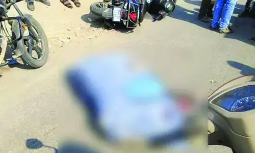 जानलेवा बने डंपर - मिक्सर, दो दिन में तीन मौतें