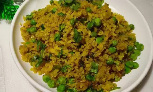 ठंड में कुछ शानदार खाने का है मन? नाश्ते में बनाए चूड़ा मटर, खाकर सभी की सुबह हो जाएगी सुहावनी!