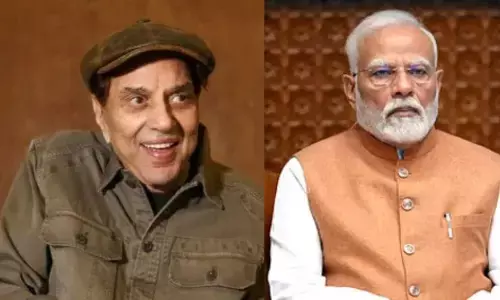 वे एक अद्भुत अभिनेता थे.., सुपरस्टार धर्मेंद्र के निधन पर पीएम मोदी और राहुल गांधी समेत सियासी जगत की कई हस्तियों ने जताया शोक