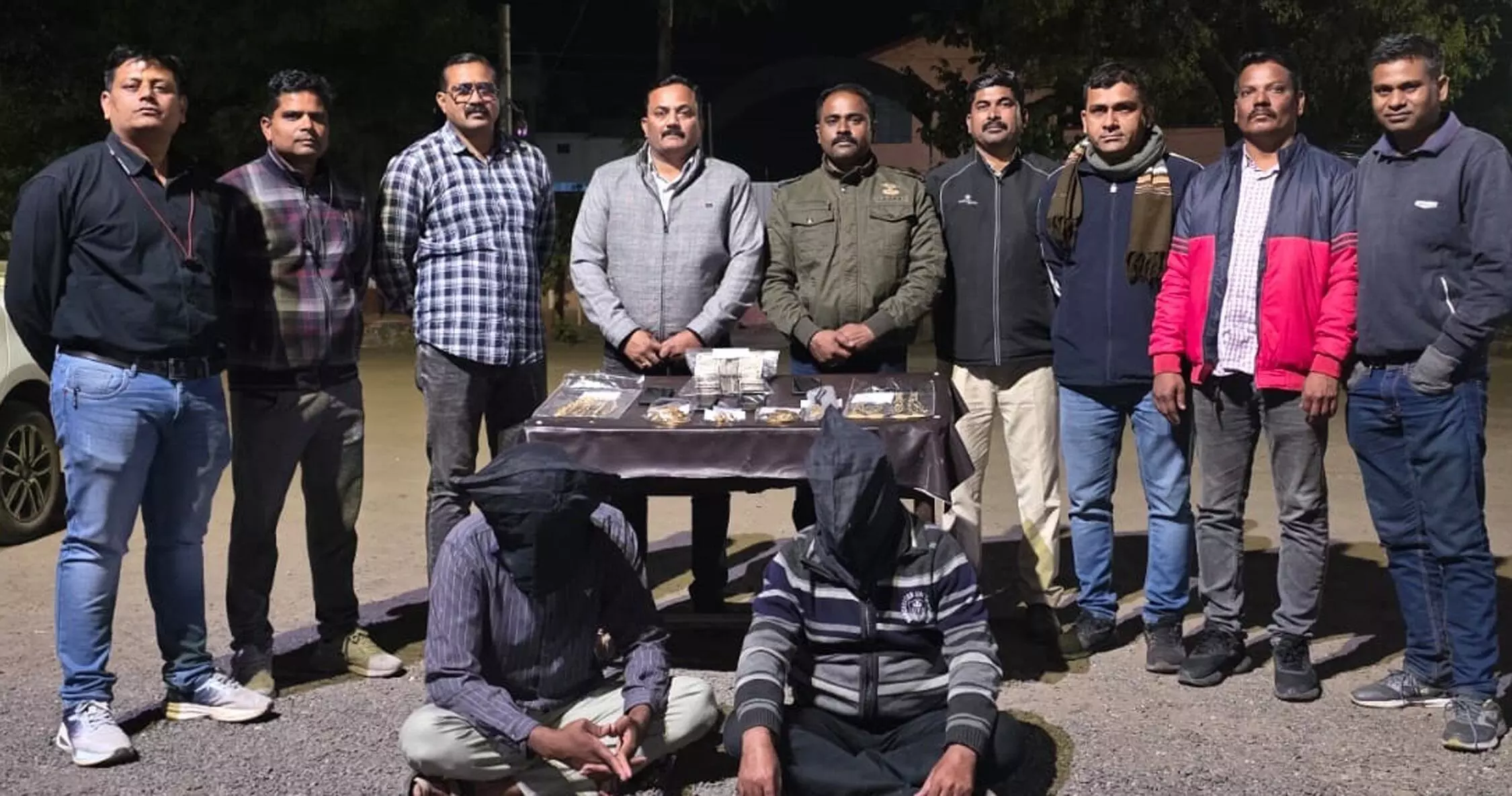 नकली सोना गिरवी रखकर लाखों की ठगी, दो आरोपी पकड़ाए नकली सोना गिरवी रखकर लाखों की ठगी, दो आरोपी पकड़ाए