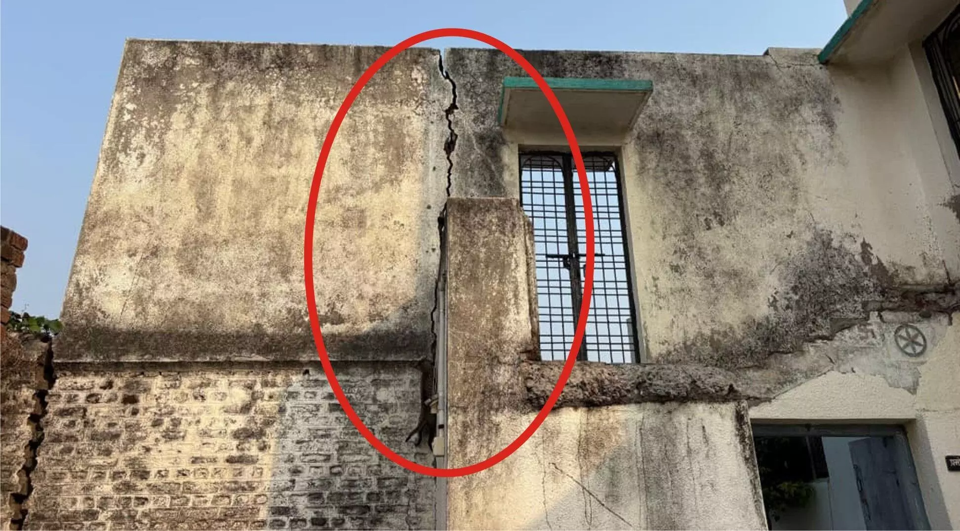 शिवणगांव में फिर भूकंप के झटके बर्तन गिरे और दीवारों में आईंं दरारें