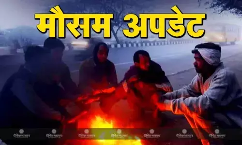 पहाड़ी इलाकों में ठंड से हाल बेहाल, दिल्ली में पड़ रही कड़ाके की सर्दी, जानें कैसा रहेगा आज का मौसम