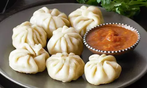 अब केवल 1/2 कप चावल के आटे से बनाये 3 अलग-अलग तरह के टेस्टी मोमोज अब केवल 1/2 कप चावल के आटे से बनाये 3 अलग-अलग तरह के टेस्टी मोमोज