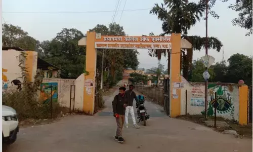 विश्वविद्यालयीन सेमस्टर परीक्षा हुई प्रारंभ, एक परीक्षार्थी नकल करते पकडा गया