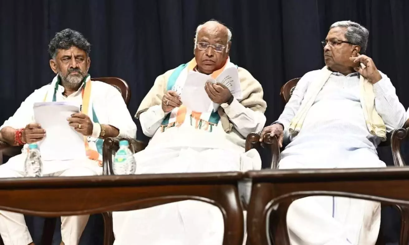 कर्नाटक में मुख्यमंत्री बदलाव की अटकलें हुए तेज, कांग्रेस चीफ मल्लिकार्जुन खरगे ने जारी किया बयान, डिप्टी सीएम ने सीक्रेट डील का किया जिक्र