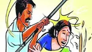 1 करोड़ रुपए और ज़मीन के लिए विवाहिता से मारपीट