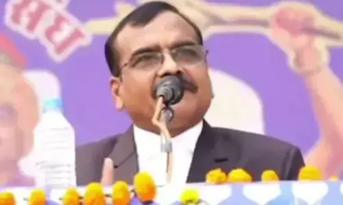 आईएएस वर्मा के खिलाफ उग्र हुआ सवर्ण समाज, रिटायर्ड अफसर त्रिवेदी ने कहा दर्ज हो एफआईआर