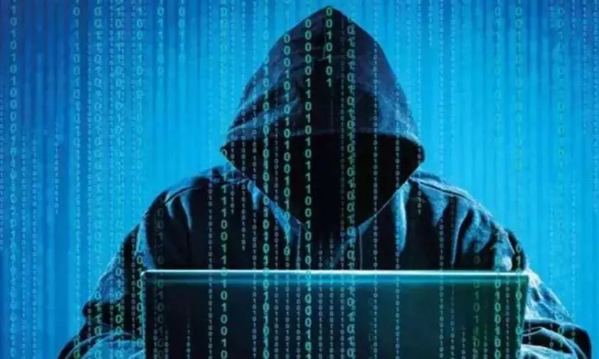 सायबर ठगों से परेशान वकील ने की आत्महत्या, दे रहे थे आतंकी फंडिंग की धमकी