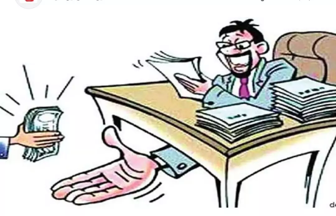 सरकारी खरीद केंद्र के कर्मियों ने मांगी रिश्वत,  एसीबी की बड़ी कार्रवाई में दो कर्मचारी रंगेहाथ गिरफ्तार