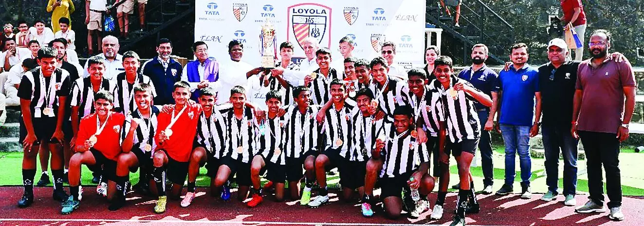 लोयोला फुटबॉल कप का खिताब मेजबान  लोयोला एच.एस. ने जीता