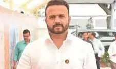 भले ही तिजोरी आपके पास है लेकिन बैंक हमारे पास है