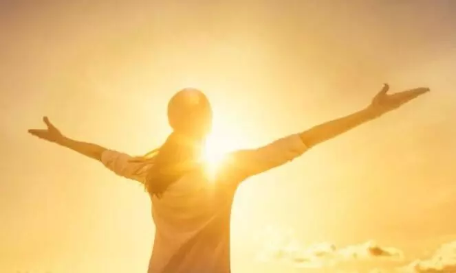 सुबह ये 4 काम कर लिए तो पूरे दिन रहेंगे पॉजिटिव, अब तनाव को कहिए बाय सुबह ये 4 काम कर लिए तो पूरे दिन रहेंगे पॉजिटिव, अब तनाव को कहिए बाय